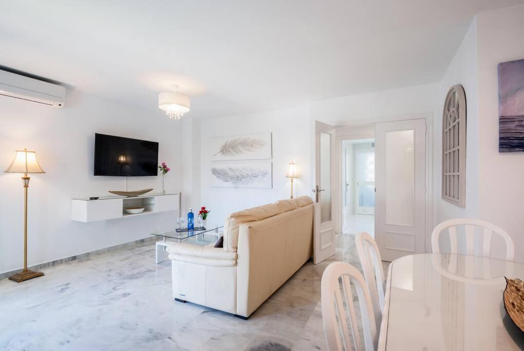 Apartamento Con Piscina Cerca Del Golf En Atalaya - Atalaya Del Golf 31 Estepona Ngoại thất bức ảnh