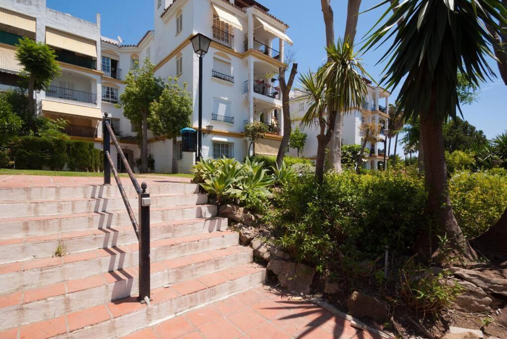 Apartamento Con Piscina Cerca Del Golf En Atalaya - Atalaya Del Golf 31 Estepona Ngoại thất bức ảnh